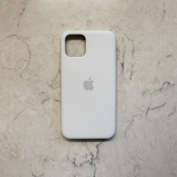 Authentic Apple iPhone 11 Pro Silicone Case - Various Colors - Picture 4 of 15